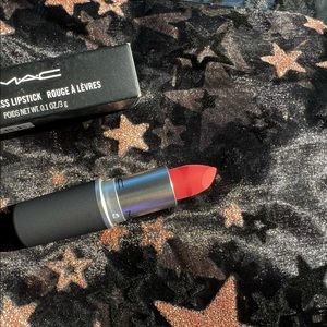 MAC Cosmetics Powder Kiss Lipstick ‘Stay Curiois’